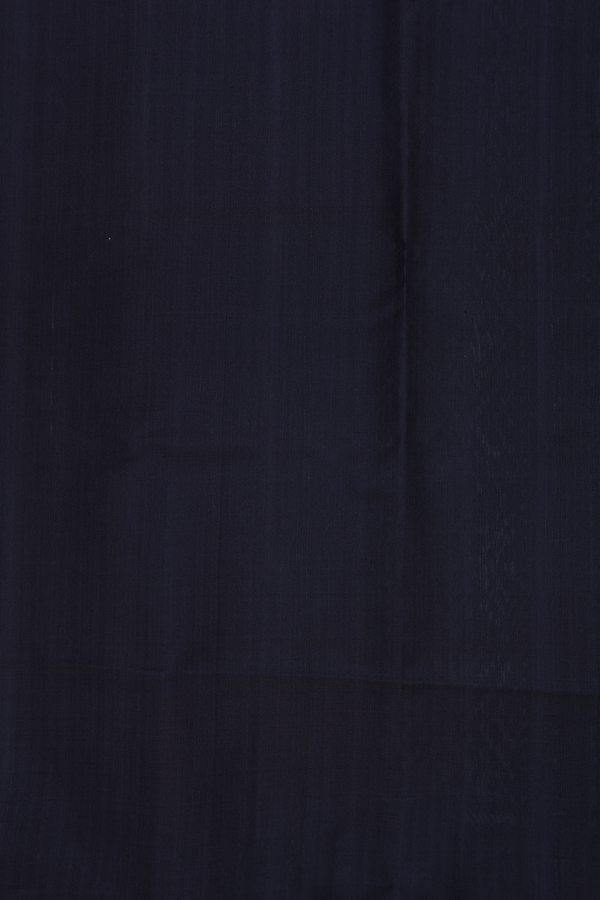 Patola Silk Saree In Grey With Ikat Design
