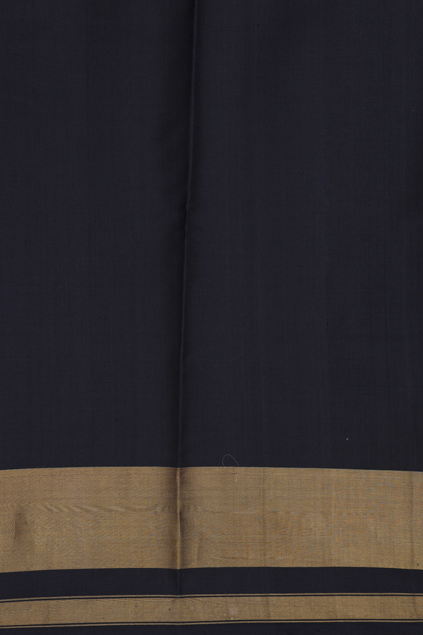 Patola Silk Saree In Black With Allover Design