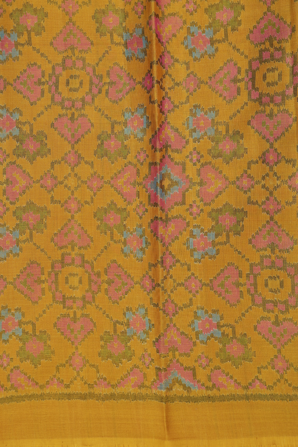 Patola Silk Saree In Plain Dual Tone With Contrast Border