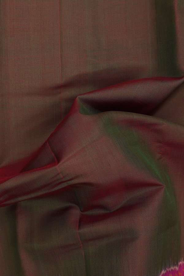 Patola Silk Saree In Manthulir With Contrast Border
