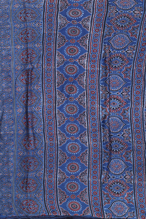 Modal Silk Saree In Blue With Floral Motifs