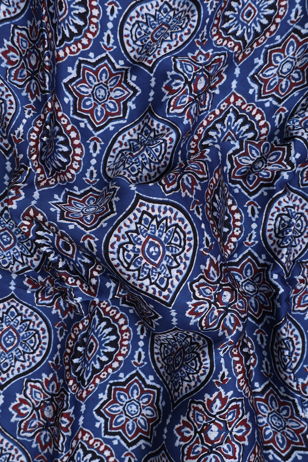 Modal Silk Saree In Blue With Ogee Design