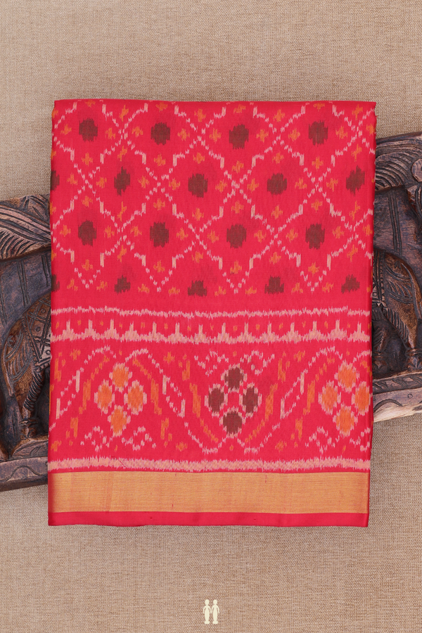 Patola Silk Saree In Red With Ogee Design