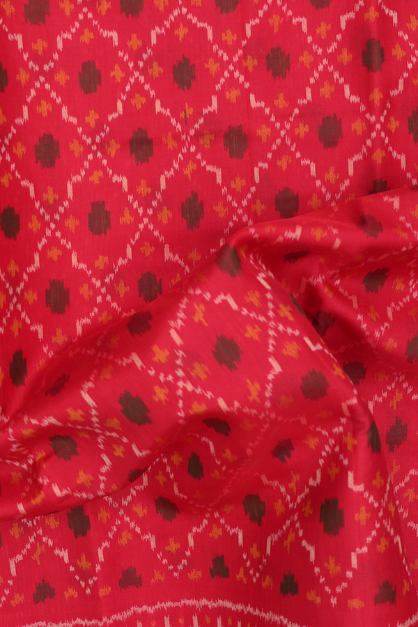 Patola Silk Saree In Red With Ogee Design