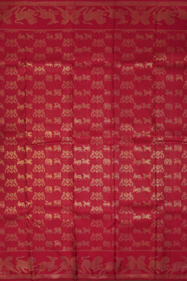 Kanchipuram Silk Saree In Red With Zari Buttas