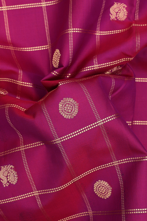 Kanchipuram Nine Yards Silk Saree In Purple With Checks Design