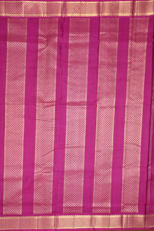 Nine Yards Silk Saree In Grape Purple With Peacock Buttas