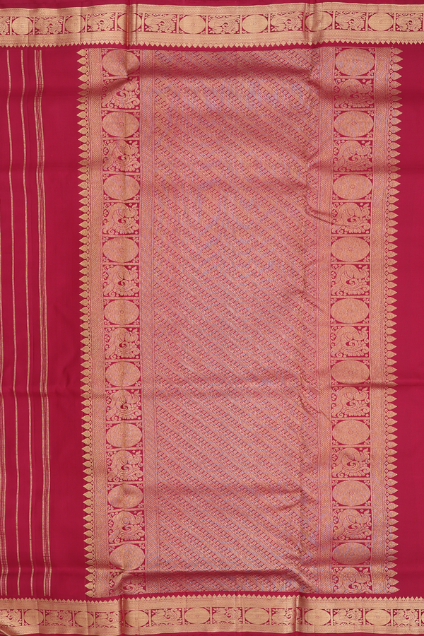 Kanchipuram Nine Yards Silk Saree In Red With Peacock Buttas