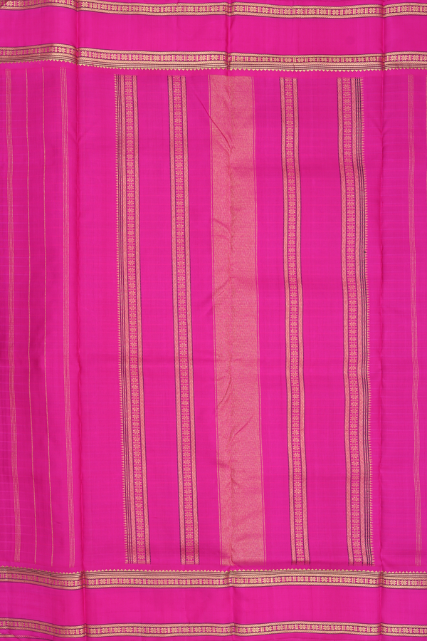 Kanchipuram Nine Yards Silk Saree In Purple With Checks Design