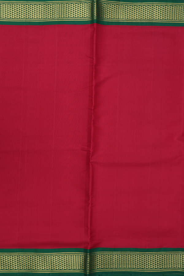 Kanchipuram Nine Yards Silk Saree In Red With Zari Border