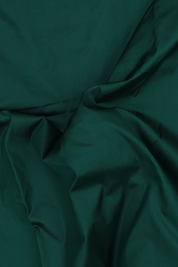 Nine Yards Silk Saree In Forest Green With Peacock Border