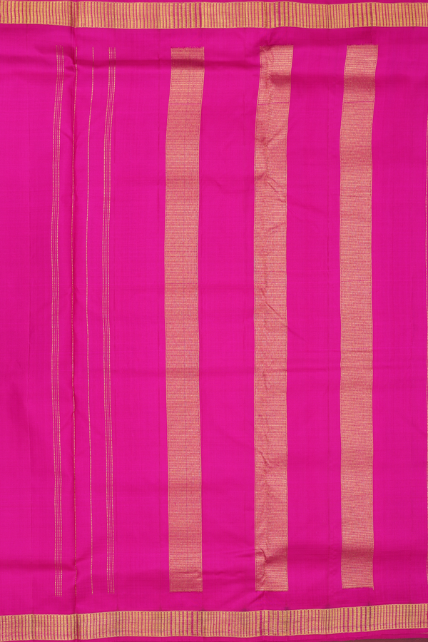 Kanchipuram Nine Yards Silk Saree In Rani Pink With Zari Border