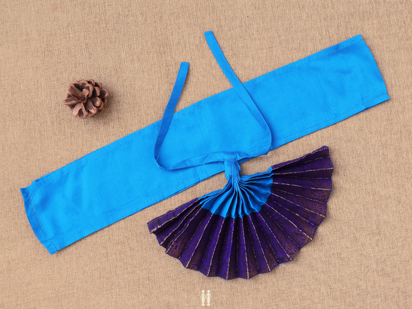 Contrast Border Blue Silk Cotton Amman Pavadai Set
