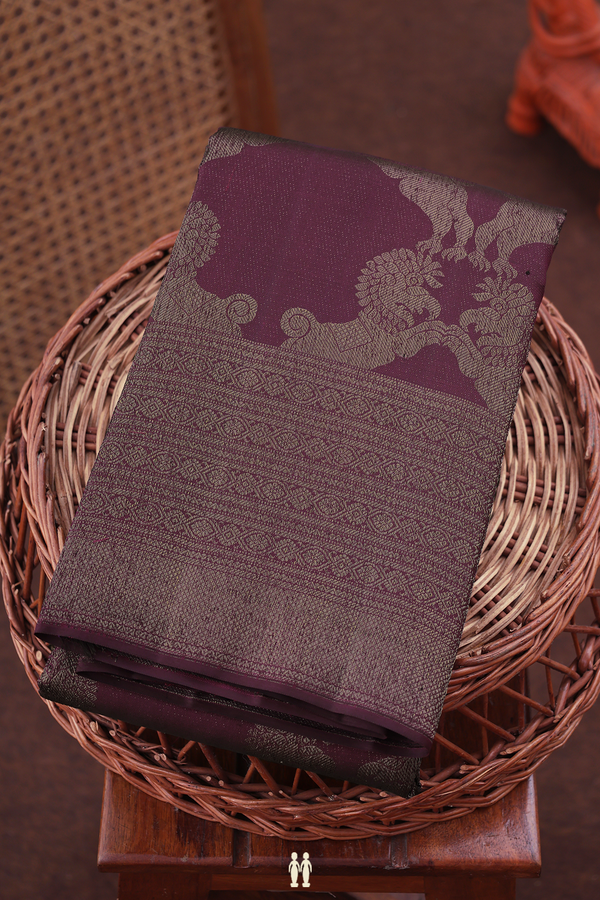 Kanchipuram Silk Saree In Plum Purple With Ogee Design