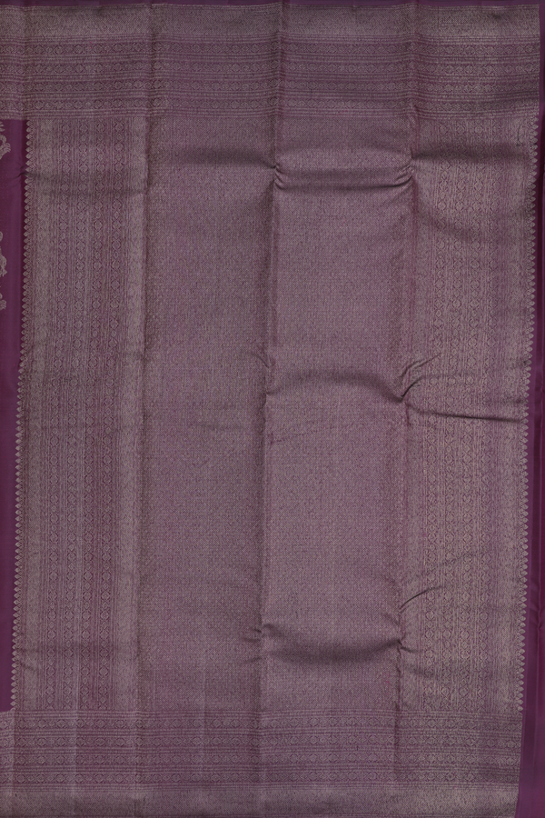 Kanchipuram Silk Saree In Plum Purple With Ogee Design