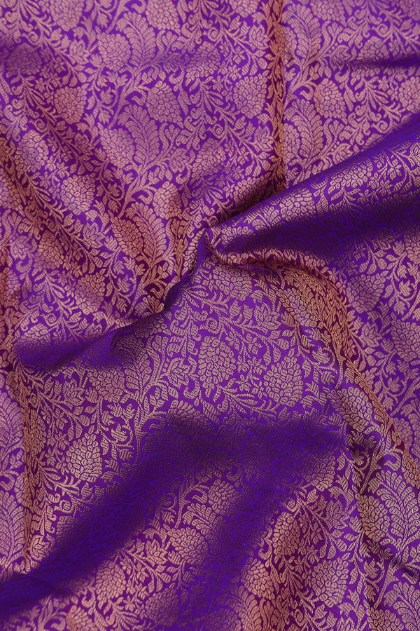 Kanchipuram Silk Saree In Purple With Brocade Design