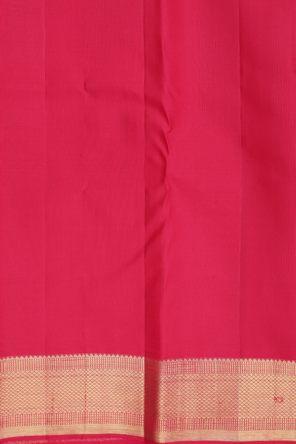 Kanchipuram Silk Saree In Red With Brocade Design
