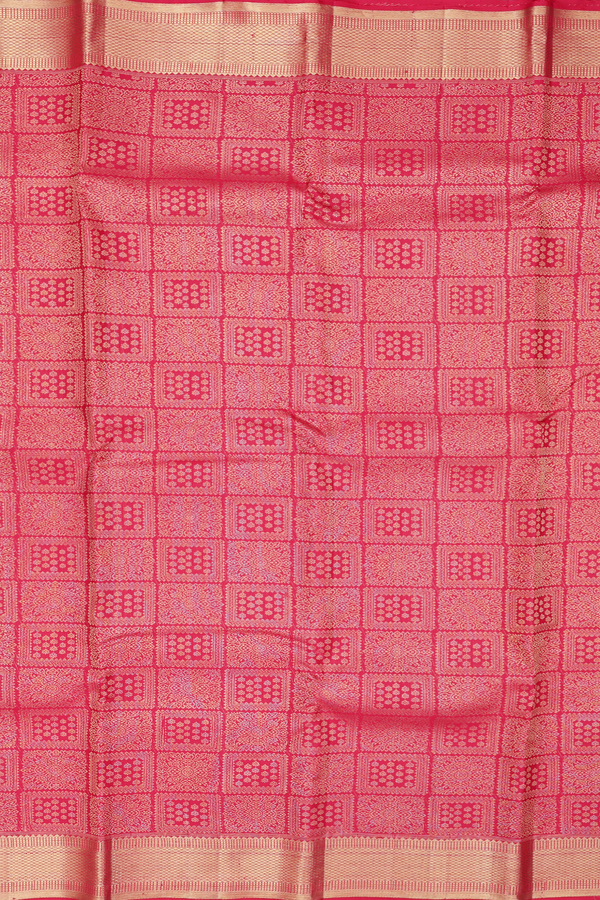 Kanchipuram Silk Saree In Red With Brocade Design
