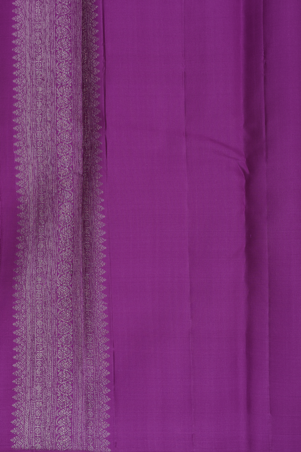 Kanchipuram Silk Saree In Purple With Brocade Design
