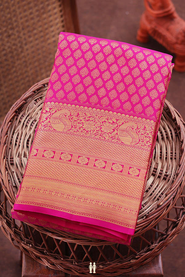 Kanchipuram Silk Saree In Magenta With Brocade Design
