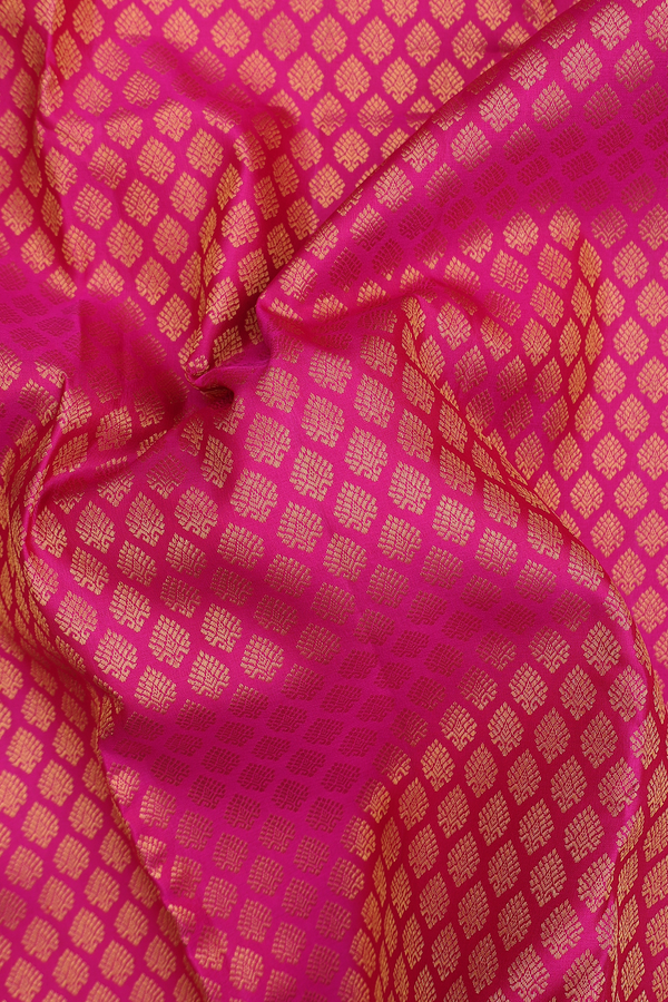 Kanchipuram Silk Saree In Magenta With Brocade Design