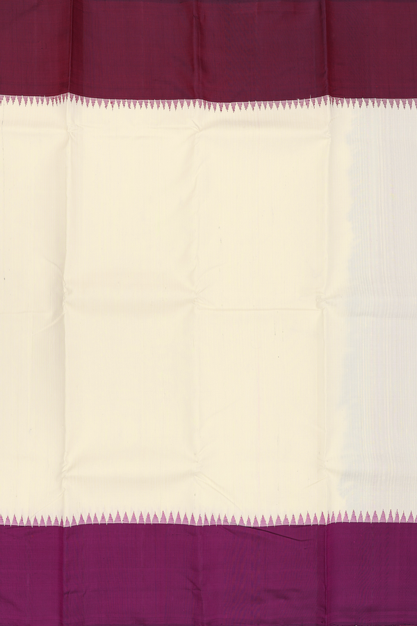 Kanchipuram Silk Saree In White With Ganga Jamuna Border