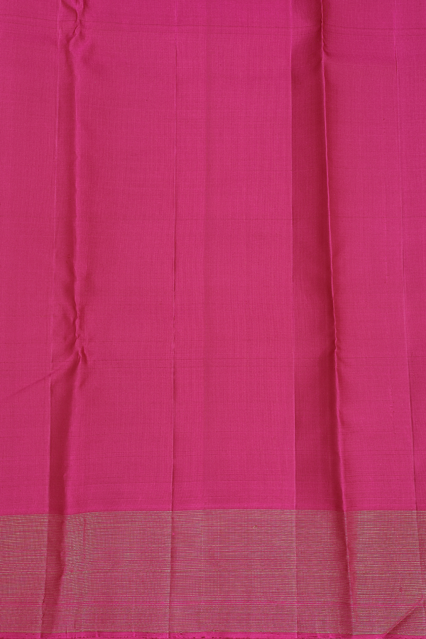 Kanchipuram Silk Saree In Red With Checks Design