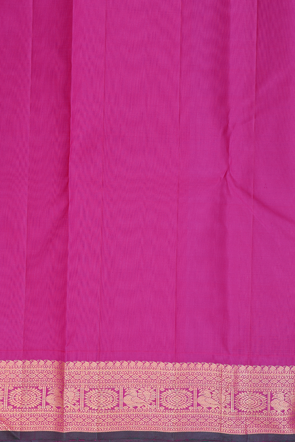 Kanchipuram Silk Saree In Yellow With Ganga Jamuna Border