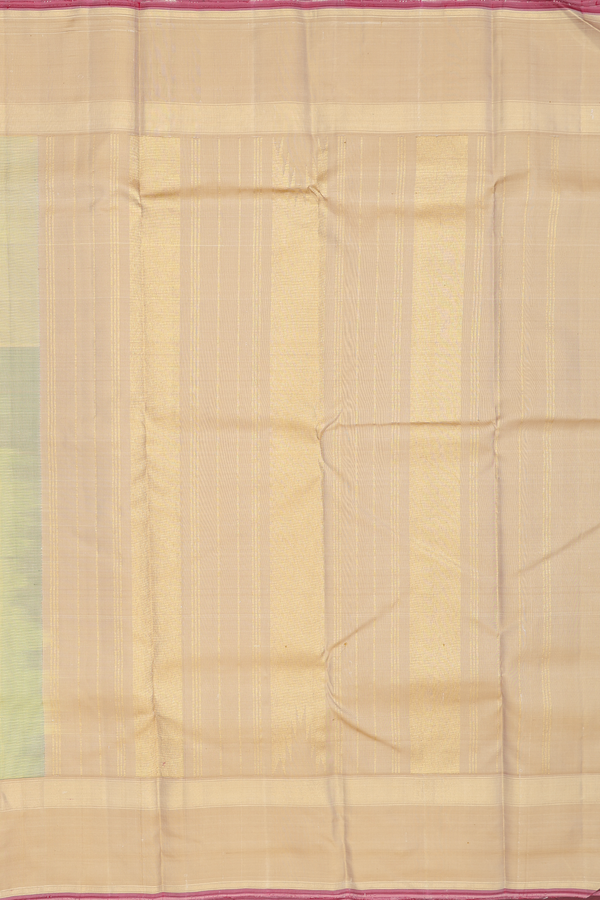Kanchipuram Silk Saree In Green And Yellow With Checks Design