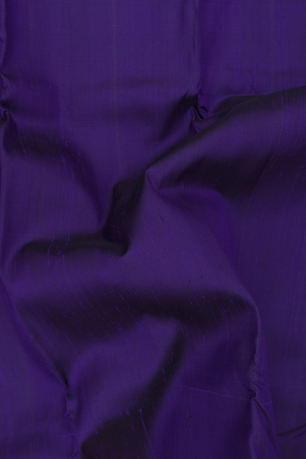 Kanchipuram Silk Saree In Royal Blue With Contrast Border