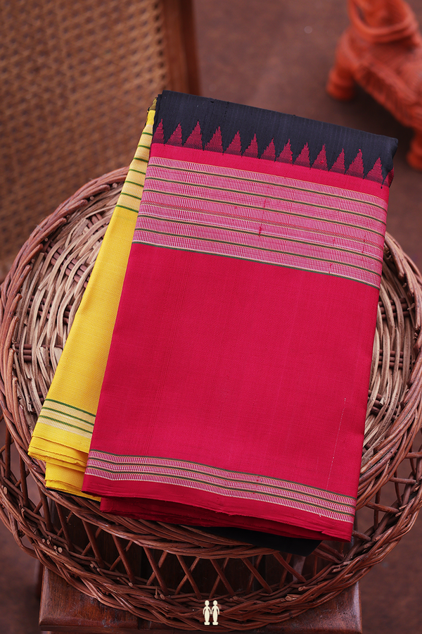 Kanchipuram Silk Saree In Black With Ganga Jamuna Border