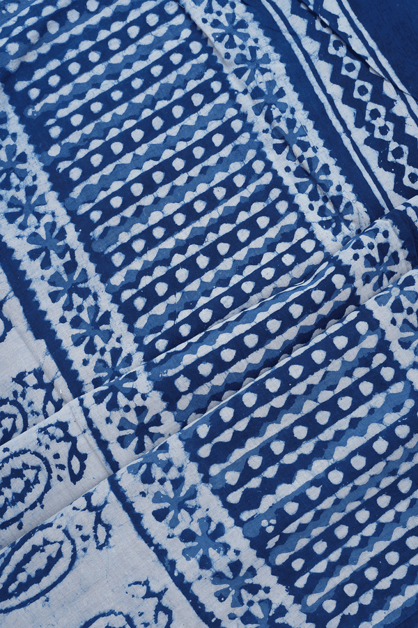 Allover Paisley Printed Blue And White Jaipur Cotton Saree