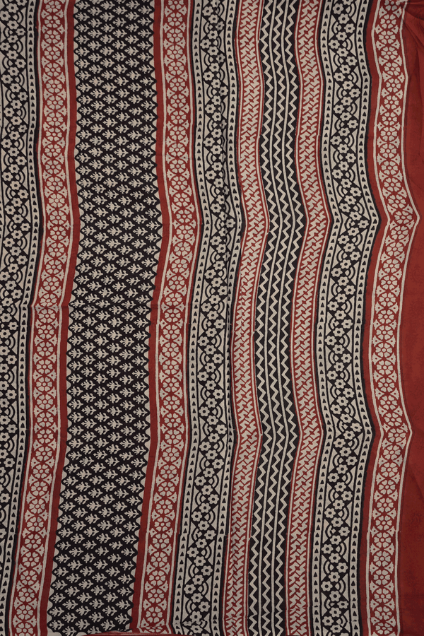 Allover Paisley Printed Motifs Off White Jaipur Cotton Saree