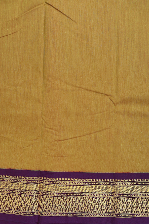 Apoorva Cotton Saree In Dual Tone With Zari Buttas