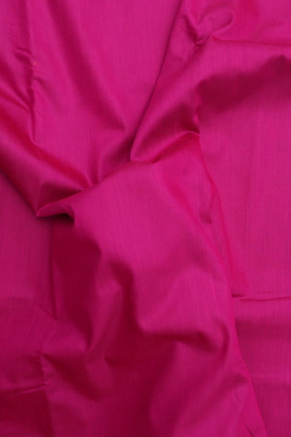 Apoorva Cotton Saree In Magenta With Zari Border