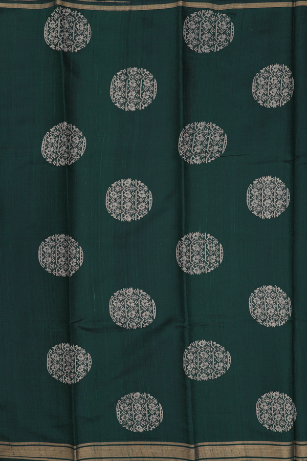 Jute Saree In Dark Green With Floral Buttas