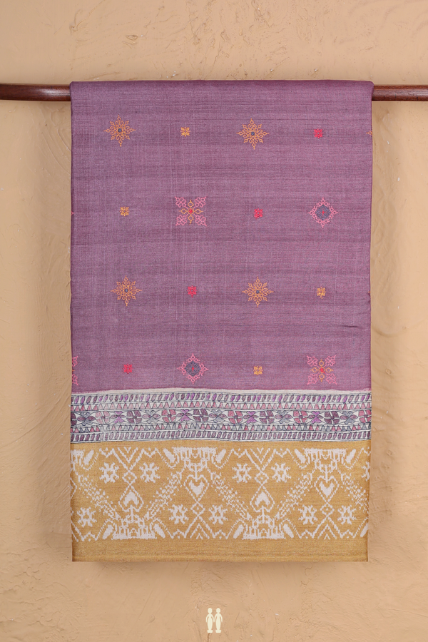 Tussar Silk Saree In Light Purple With Threadwork Buttas