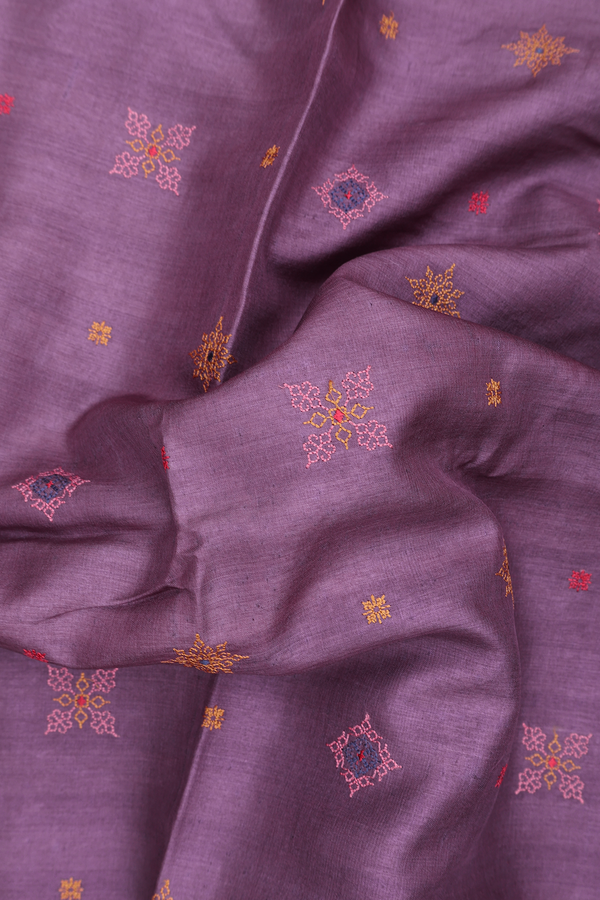 Tussar Silk Saree In Light Purple With Threadwork Buttas