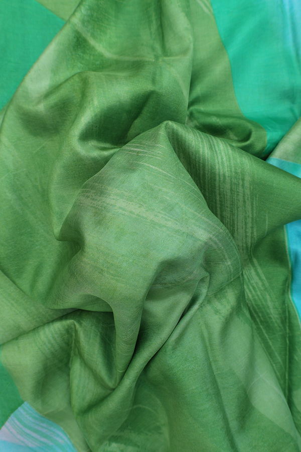 Printed Silk Saree In Multicolor With Printed Design