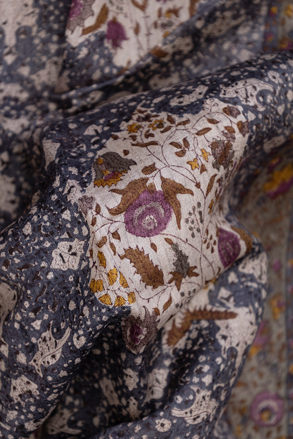 Tussar Silk Saree In Dark Grey With Printed Design