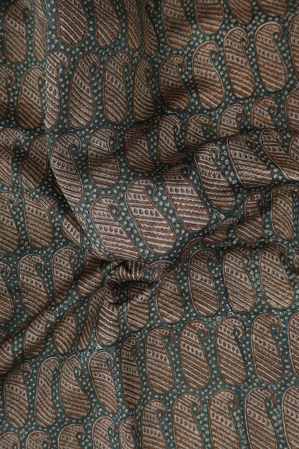 Chanderi Cotton Saree In Forest Green With Paisley Design