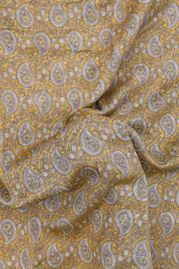 Chanderi Cotton Saree In Yellow With Paisley Design