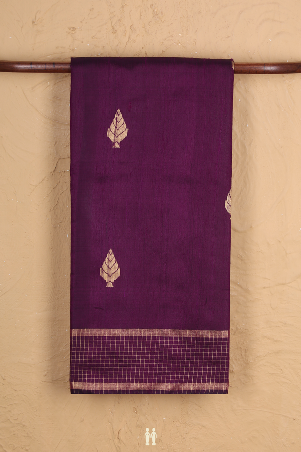 Jute Saree In Deep Purple With Zari Buttas