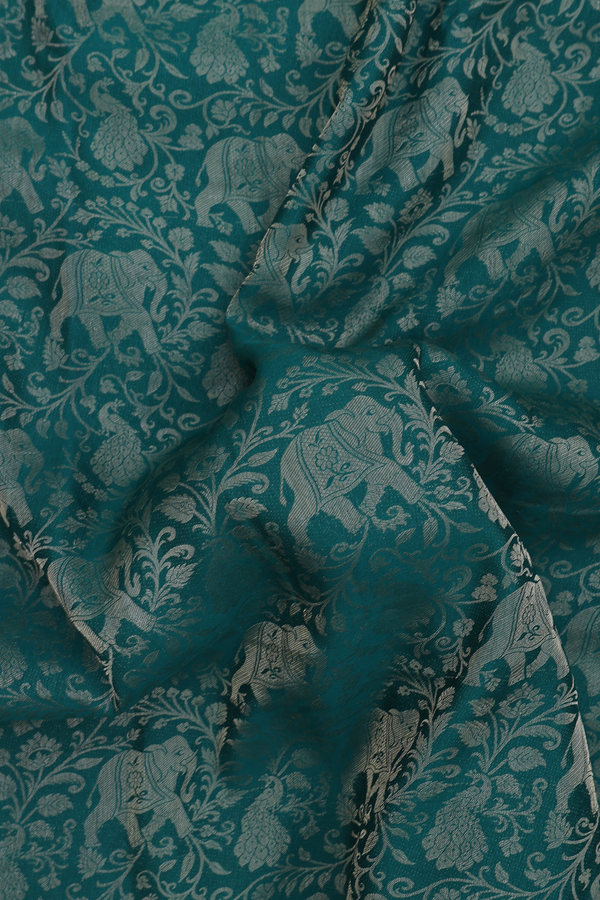 Mysore Silk Saree In Green With Vanasingaram Design