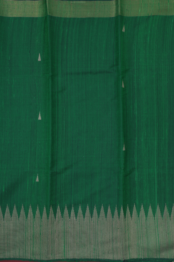 Jute Saree In Green With Temple Buttas