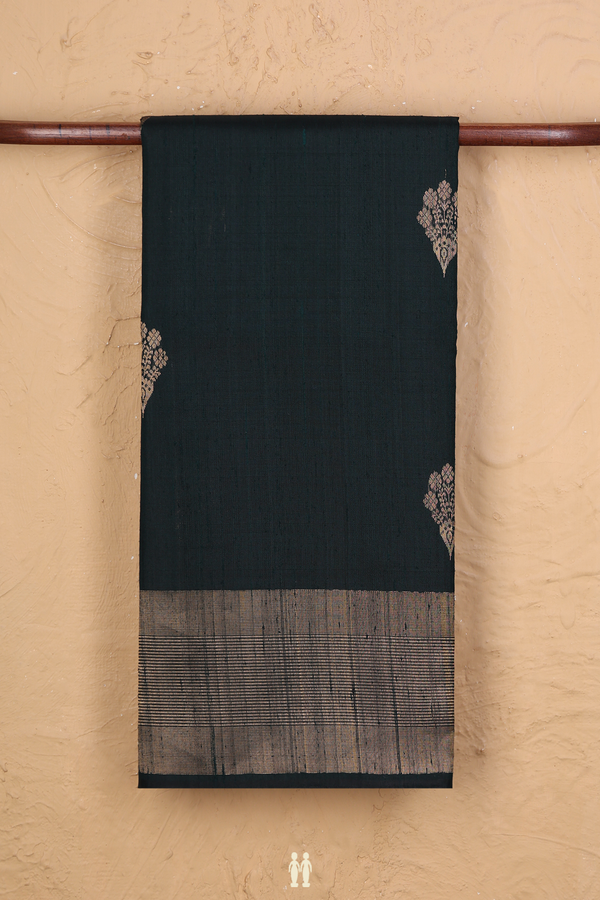 Jute Saree In Dark Green With Floral Motifs