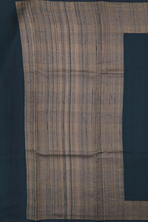 Jute Saree In Dark Green With Floral Motifs