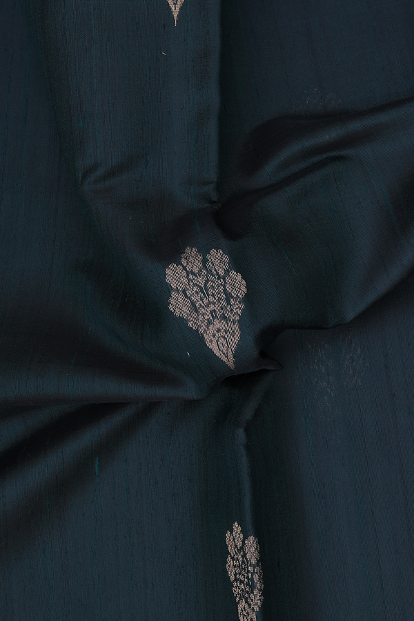 Jute Saree In Dark Green With Floral Motifs