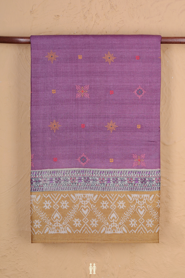 Tussar Silk Saree In Light Purple With Threadwork Buttas