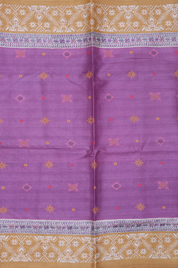 Tussar Silk Saree In Light Purple With Threadwork Buttas